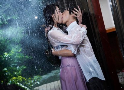 Chuyện tình với “dì ruột” trong một con mưa ướt đẫm - JAV HD Video | Javhay