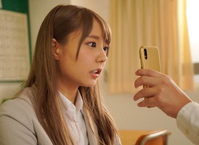 Học trò sử dụng điện thoại thôi miên cô giáo thực tập - JAV HD Video | Javhay