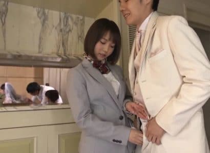 Nữ nhân viên tổ chức lễ cưới đụ chú rể trước buổi lễ - JAV HD Video | Javhay