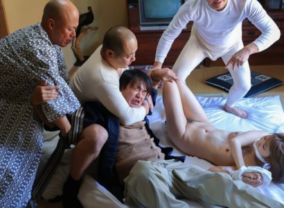 Chồng nhìn vợ bị những tên tù vượt ngục cưỡng hiếp - JAV HD Video | Javhay