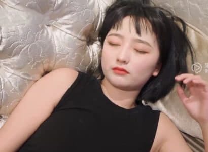 Bà chủ nhỏ dễ thương nhậu say địt nhau không bcs với cậu nhân viên - JAV HD Video | Javhay