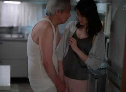 Thấy con trai làm tình như “tập dưỡng sinh” với con dâu, nên bố ra tay…thể hiện - JAV HD Video | Javhay