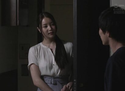 Gõ cửa phàn nàn vì tiếng rên như phim JAV , nhưng đó lại là của cô hàng xóm - JAV HD Video | Javhay