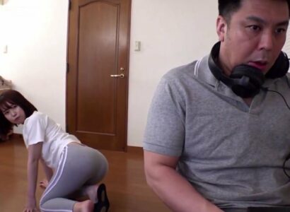 Thấy anh trai FA cứ vùi đầu vào game ở nhà không gái rú nên em gái đã gạ địt - JAV HD Video | Javhay