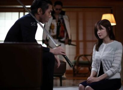 Watch Chồng vỡ nợ, vợ lén lút đến nhà chủ nợ mỗi cuối tuần để bán thân cứu chồng in HD Chồng vỡ nợ, vợ lén lút đến nhà chủ nợ mỗi cuối tuần để bán thân cứu chồng - JAV HD Video | Javhay